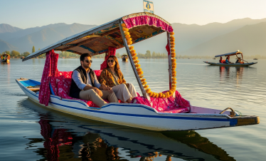 Book Shikara Ride In Dal Lake Day Tour scenic ride