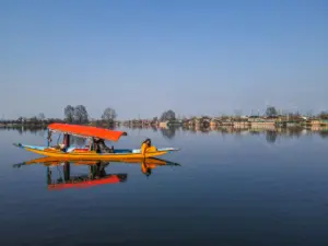 Kashmir Autumn Gold Package 2026 – 5 Days Leisure Tour
