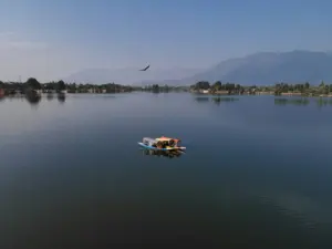 Kashmir Group Tour Package 2026 – 6 Days 5 Nights