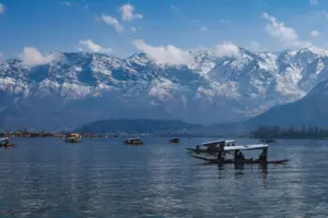 Kashmir leisure tour package 2 days Dal Lake Shikara ride and Mughal Gardens Srinagar