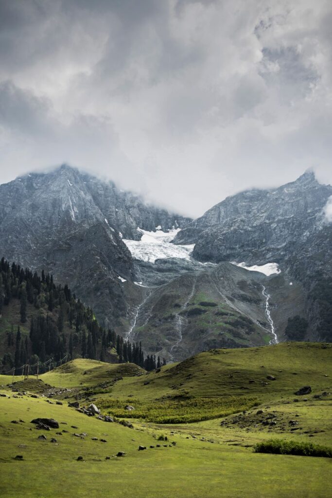 Thajiwas Glacier Trek Sonmarg