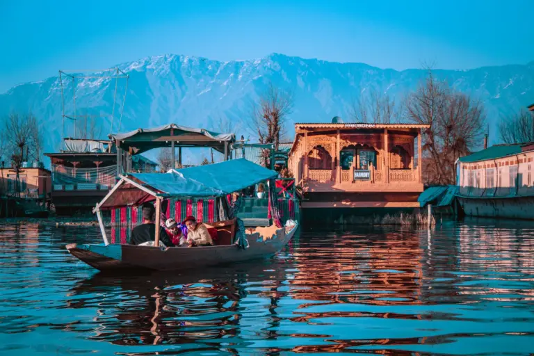 Kashmir honeymoon package offer