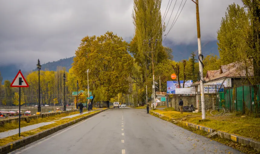 Srinagar City Sightseeing Tour: Best 1-Day Itinerary & Taxi Plan
