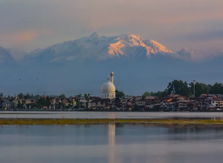 Hazratbal Shrine Travel Guide 12 Hazratbal Shrine, srinagar